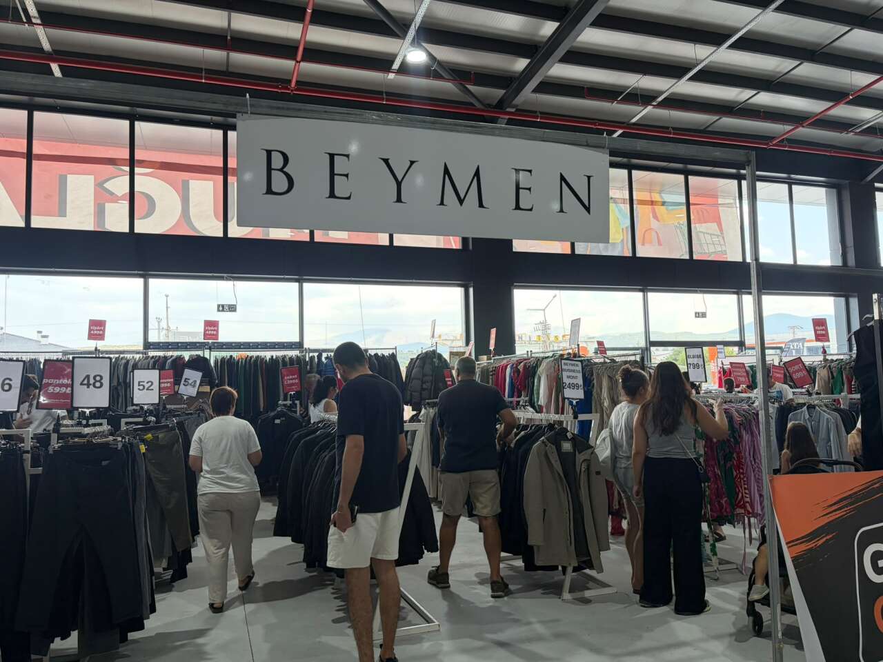 Muğla’da Garaj Günleri Başladı: 100’den Fazla Dünya Markası Bir Arada 3
